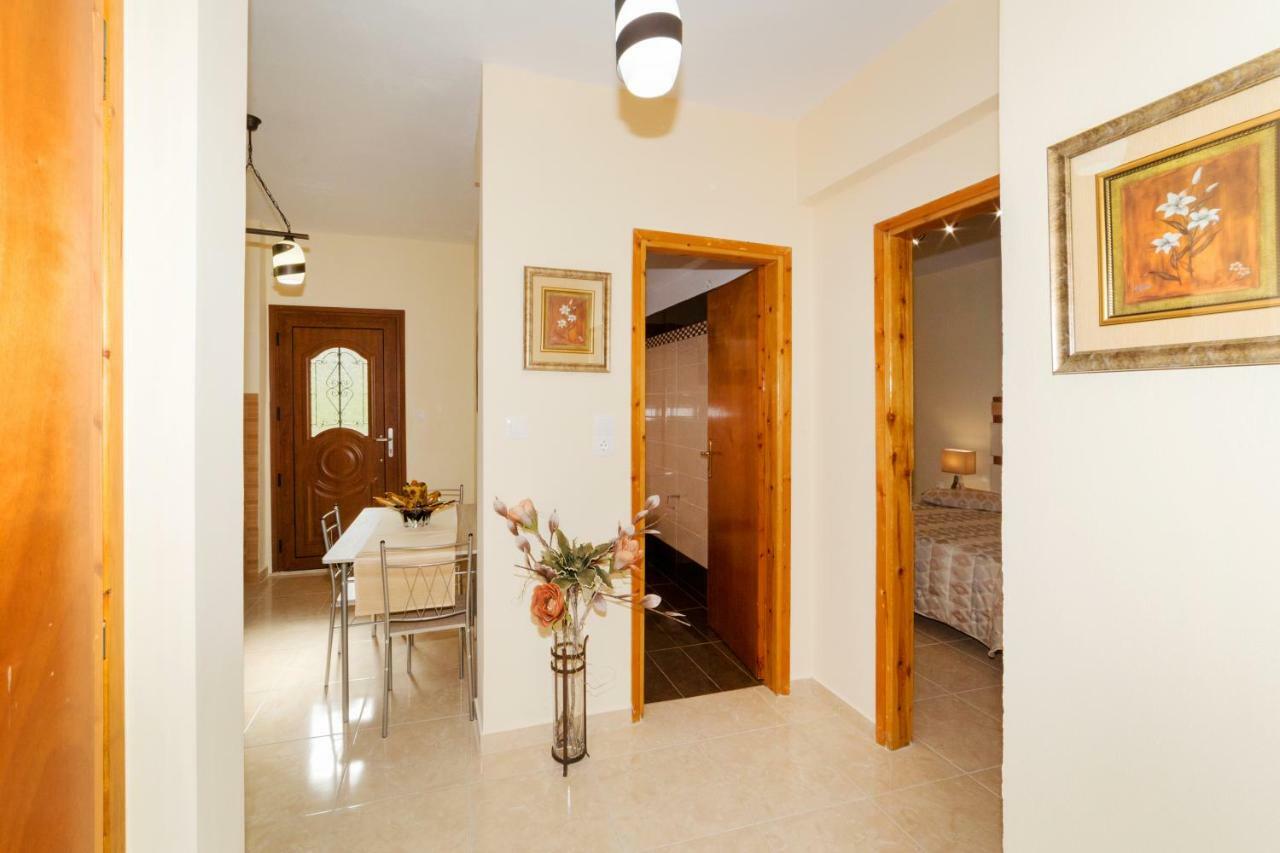 דירות אגיוס ניקולאוס House Maria מראה חיצוני תמונה